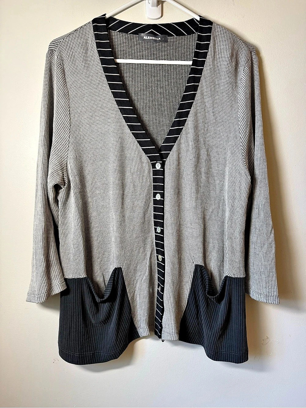 Alembika Black & White Cardigan style tunic top mixed patterns